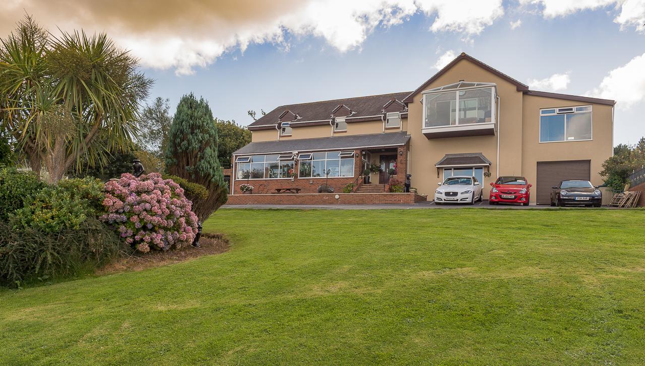 Lakeland Guest House Pembroke Dock Exterior foto