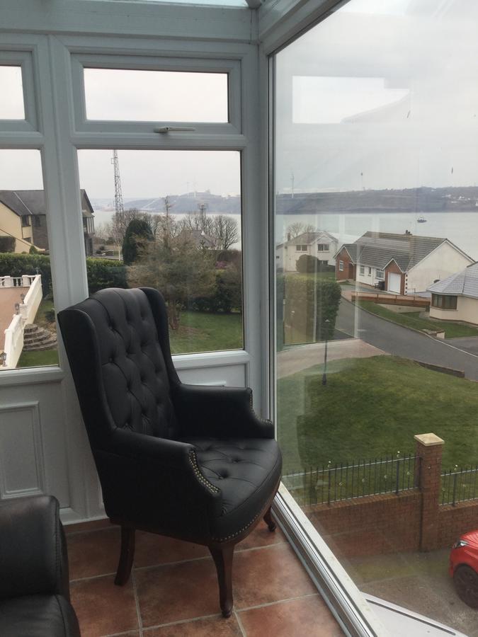 Lakeland Guest House Pembroke Dock Exterior foto